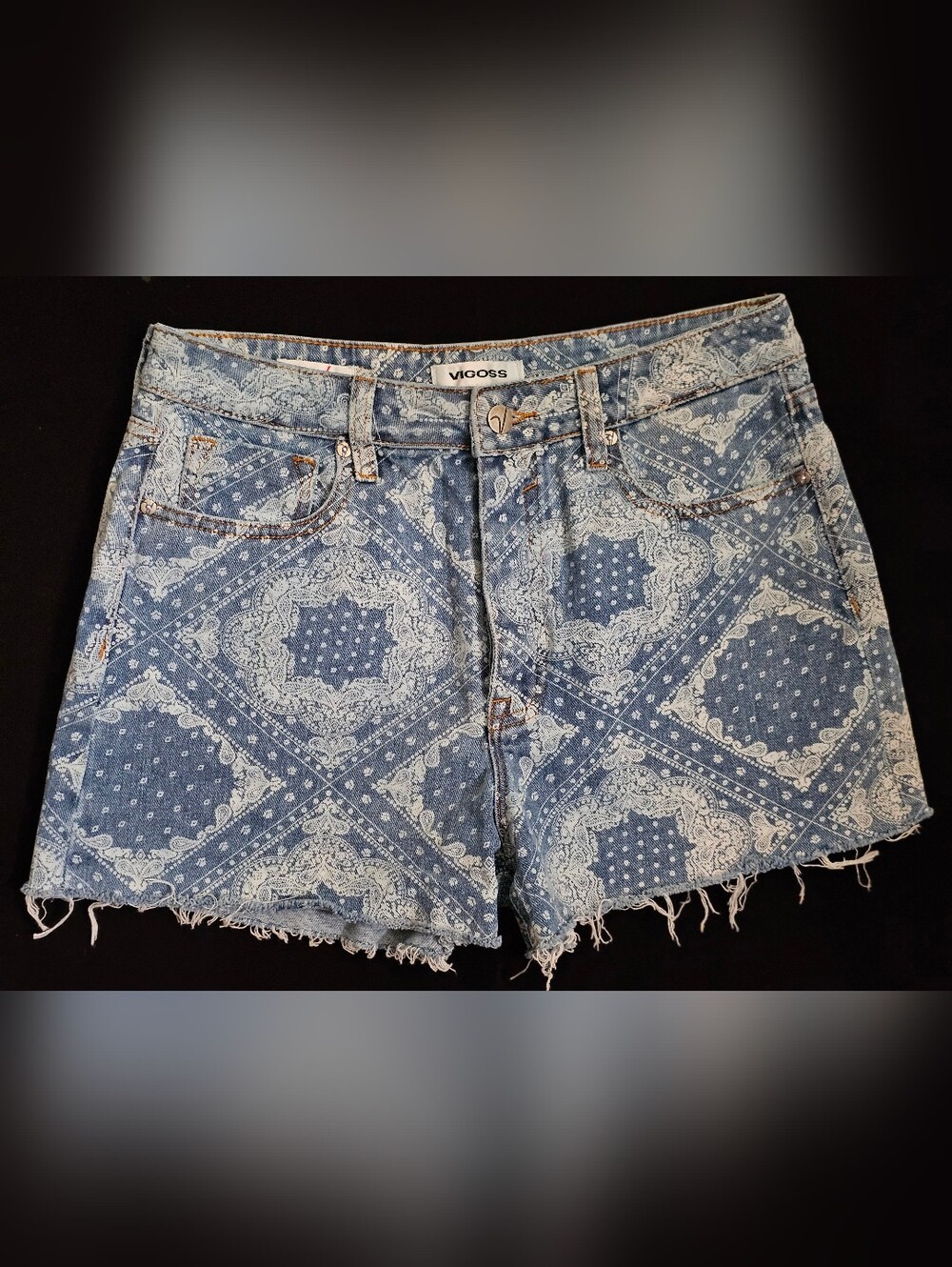Vigoss Blue Bandana-Pattern High-Rise Denim Shorts Sz 29